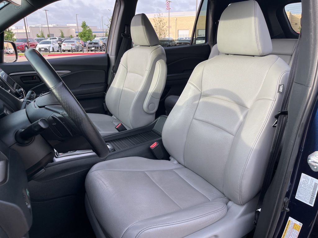 Thumbnail: 2022 Honda Passport - 25