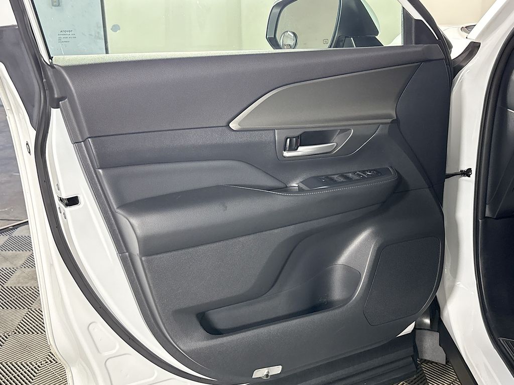 2024 Toyota Grand Highlander Hybrid XLE