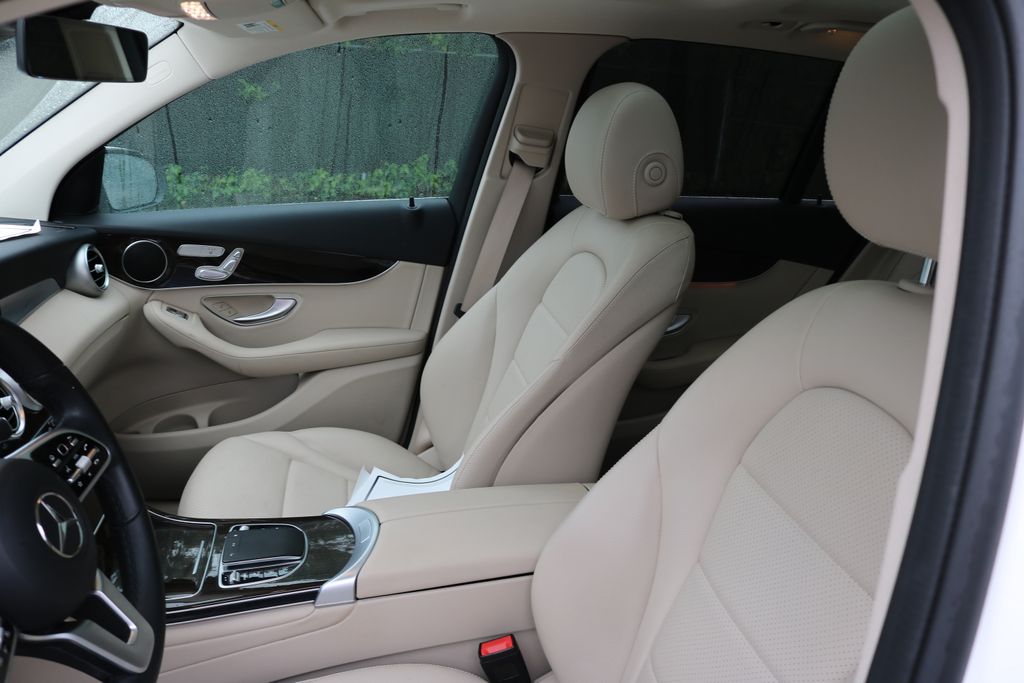 Used Car 2022 Mercedes-benz Glc  Glc 300 For Sale Under $35,000 In Austin, Texas