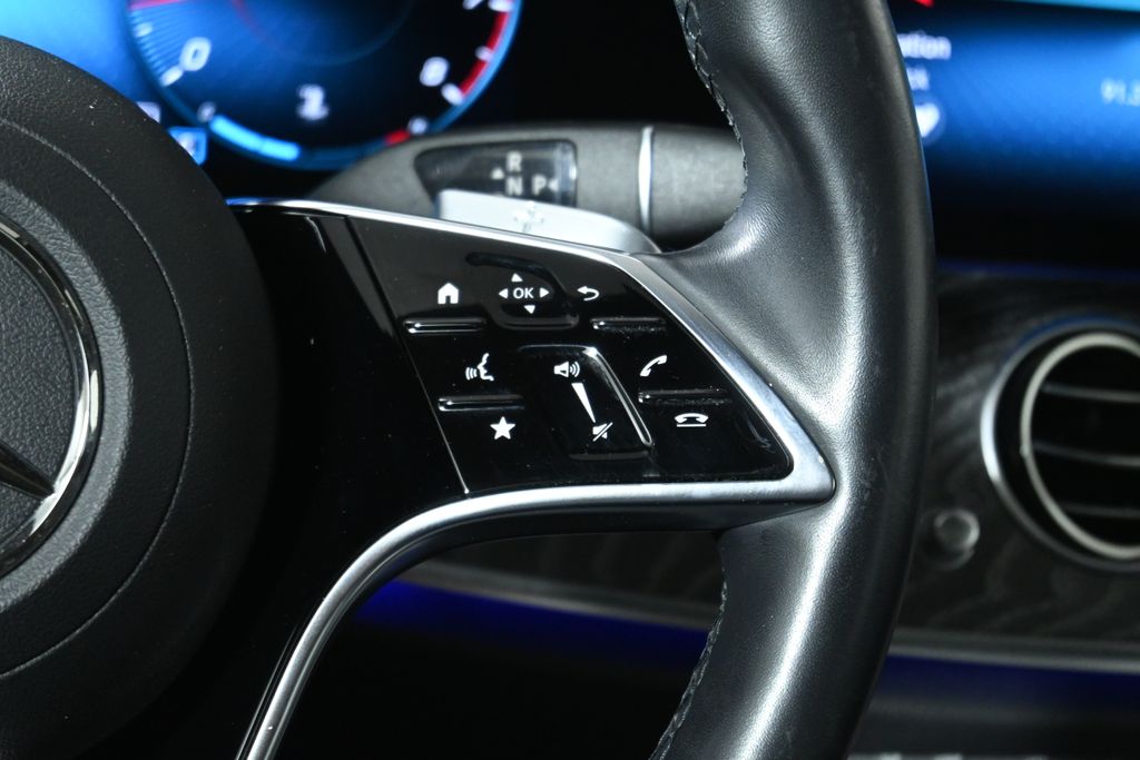 Thumbnail: 2021 Mercedes-Benz E-Class - 16