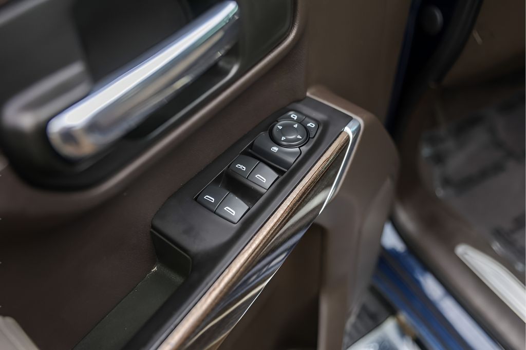 Used Car 2020 Chevrolet Silverado 1500  Rst For Sale Under $35,000 In Austin, Texas