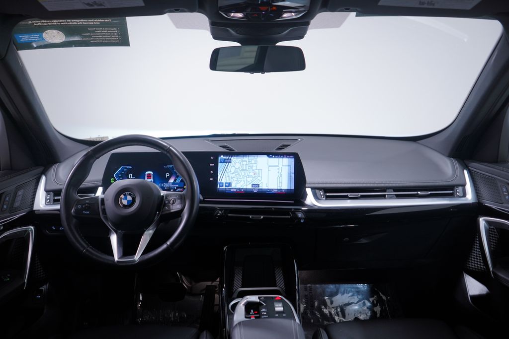 Thumbnail: 2023 BMW X1 - 10