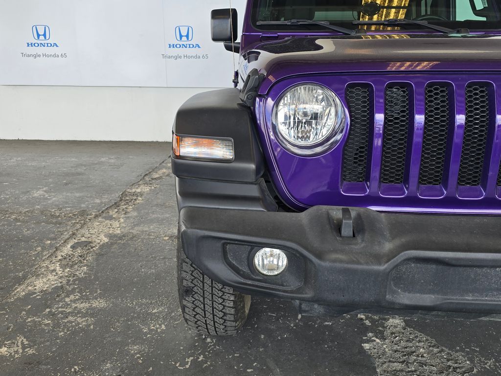 Thumbnail: 2023 Jeep Wrangler - 21