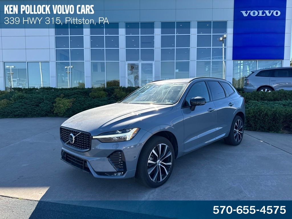 2024 Volvo XC60 B5 Plus Dark Theme AWD