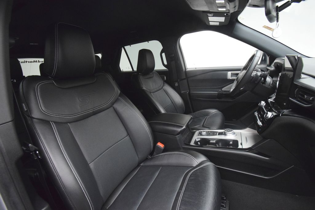 used 2022 Ford Explorer car, priced at $35,200