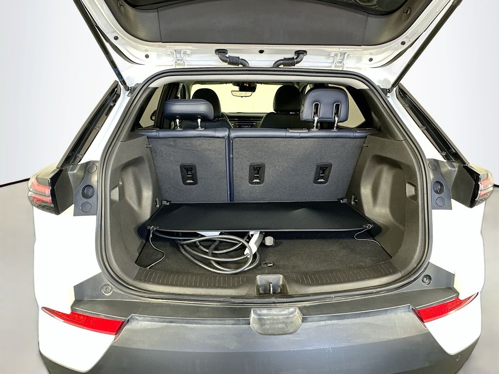 Thumbnail: 2022 Chevrolet Bolt EV - 27