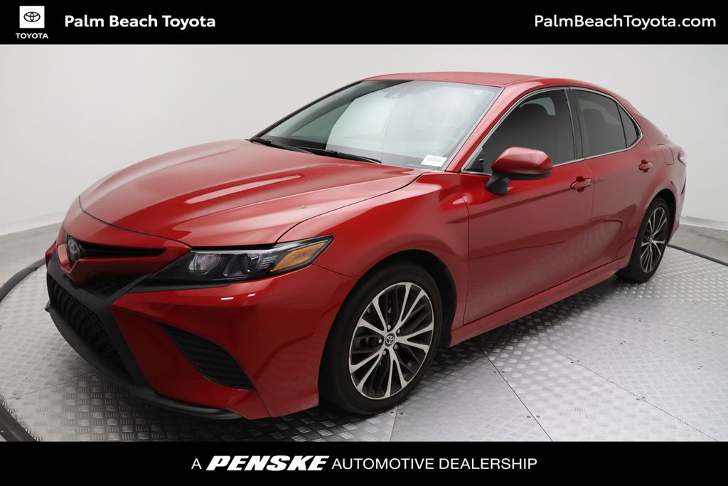 2020 Toyota Camry SE -
                West Palm Beach, FL