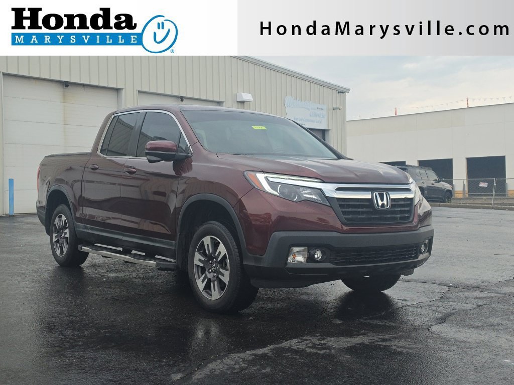 Red (Deep Scarlet Pearl) 2017 Honda Ridgeline Pickup Truck All-Wheel Drive 6-Speed Automatic