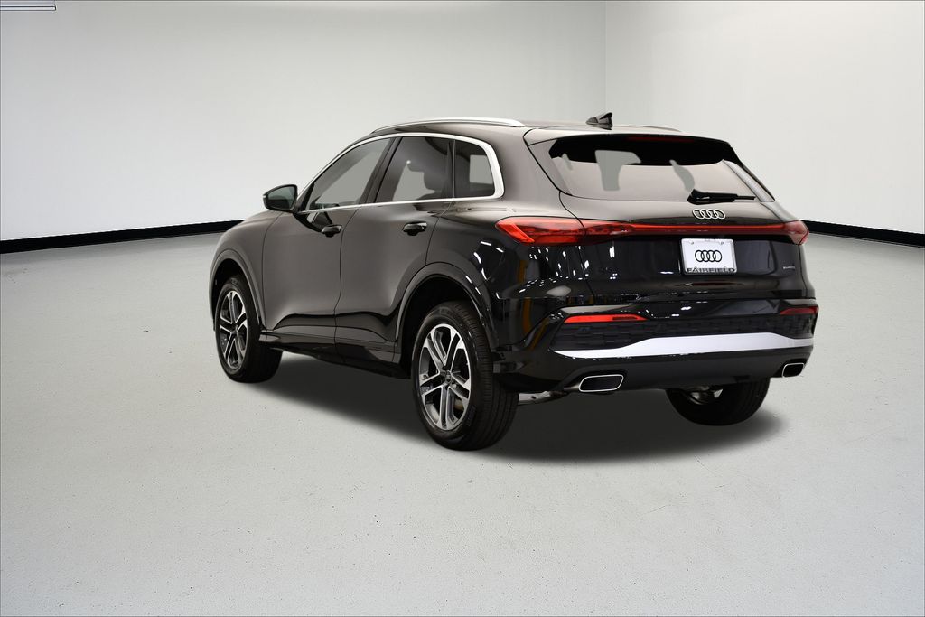 Thumbnail: 2025 Audi Q5 - 3