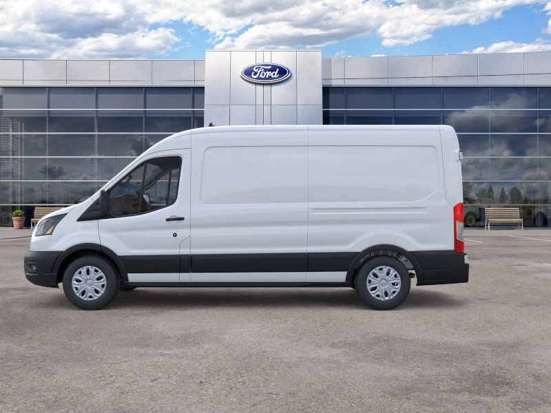 New 2026 Oxford White Ford Cargo Van image 3