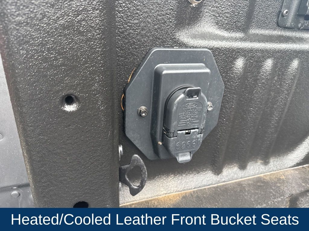 2021 Ford F-350 Super Duty LARIAT