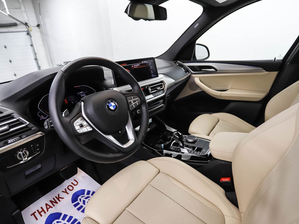 Thumbnail: 2023 BMW X3 - 10