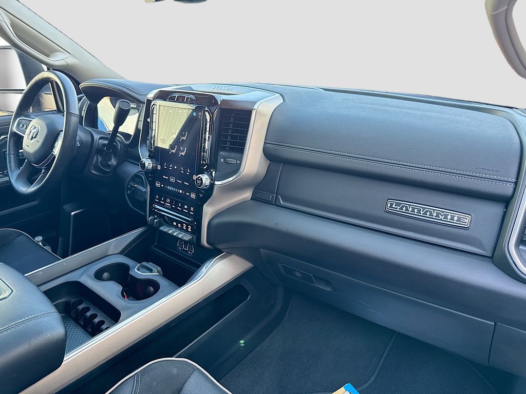 2024 RAM Ram 3500 Pickup Laramie - Photo 35