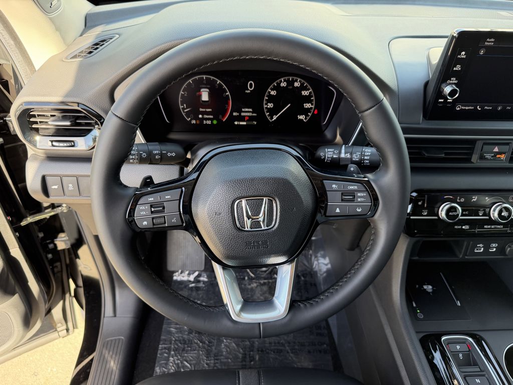 new 2025 Honda Pilot car, priced at $50,875