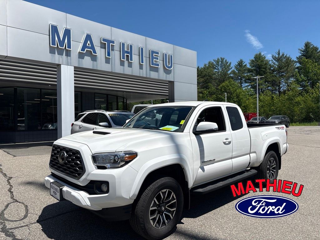 White 2022 Toyota Tacoma Pickup Truck Four-Wheel Drive 6-Speed Automatic
