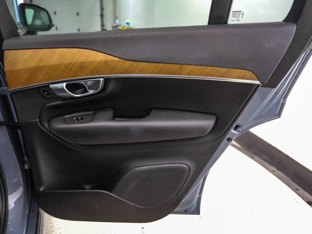 Thumbnail: 2023 Volvo XC90 - 27