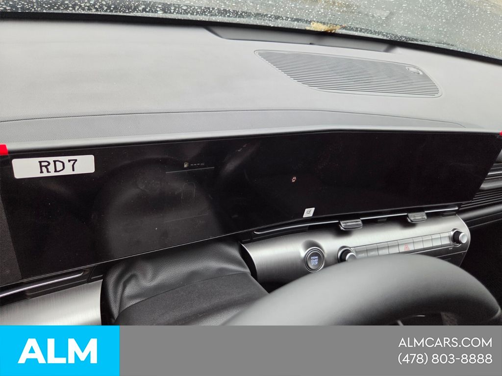Used 2026 Black Hyundai SEL Sport image 30