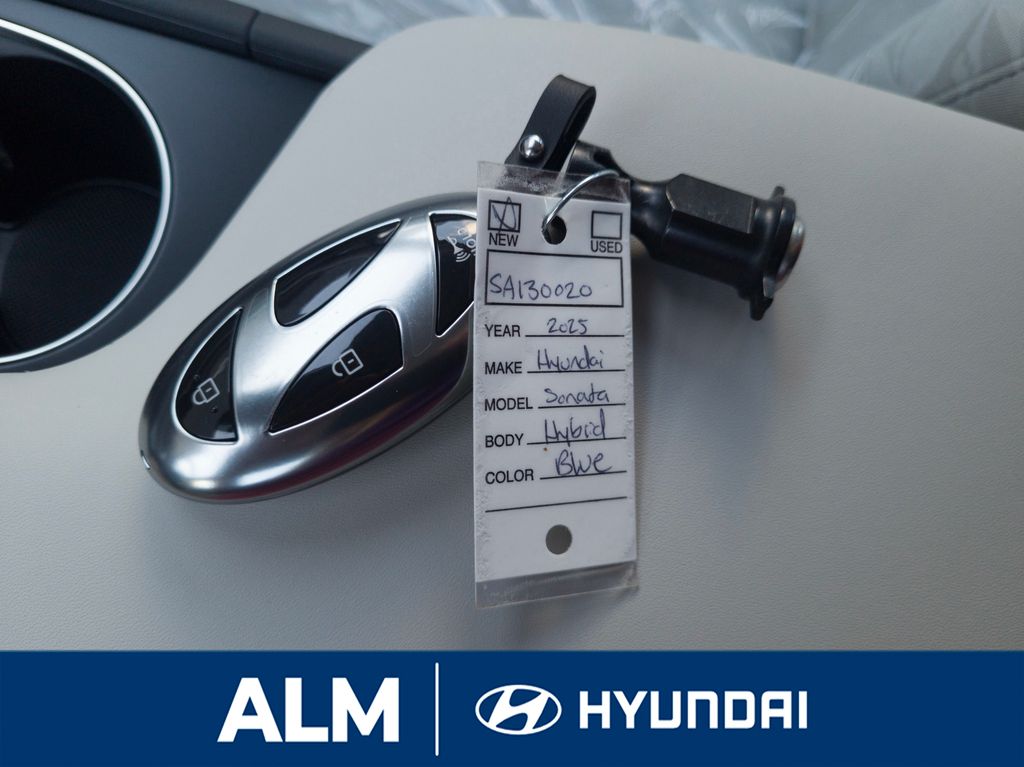New 2025 Blue Hyundai SEL image 36
