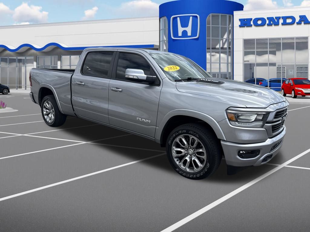 Billet Silver Metallic Clearcoat 2022 RAM 1500 Laramie Crew Cab RWD Pickup Truck 4X2 8-Speed Automatic