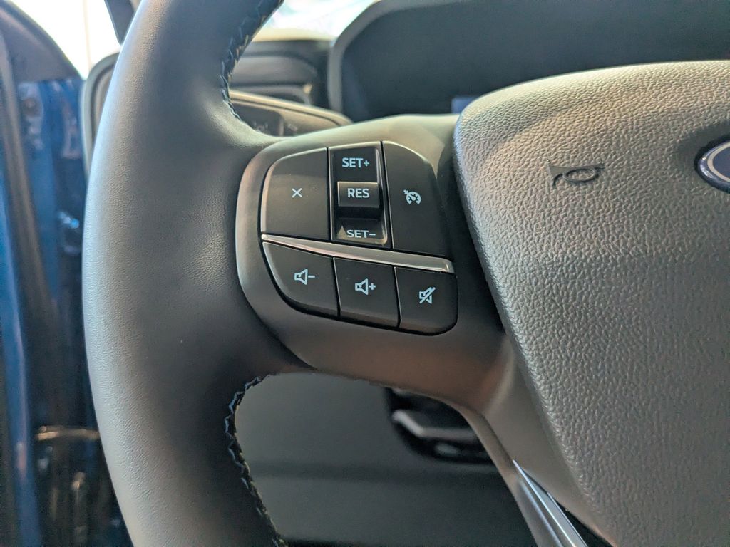 2025 Ford Maverick Lobo