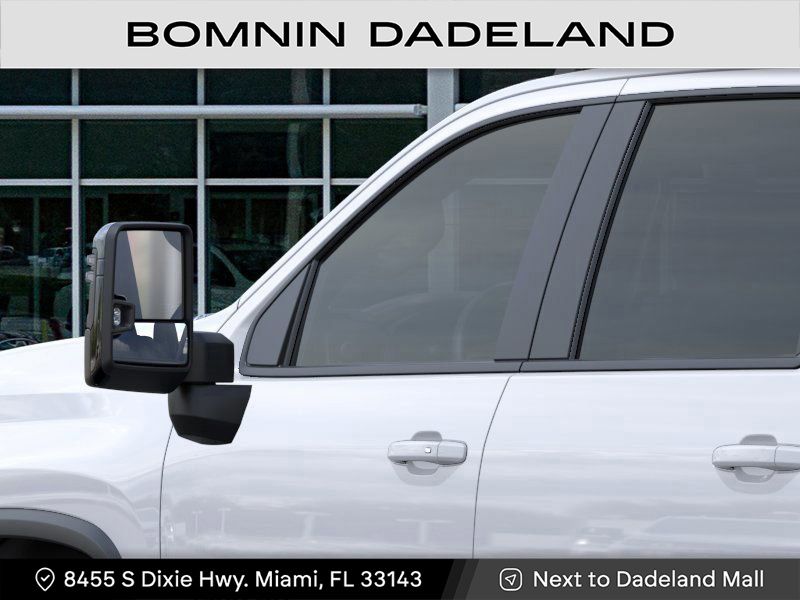 2025 Chevrolet Silverado 3500HD LT photo