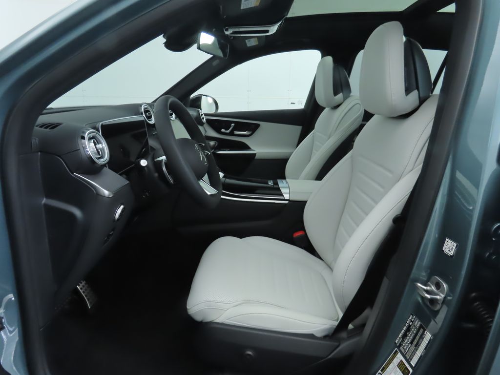 Thumbnail: 2026 Mercedes-Benz GLC - 21