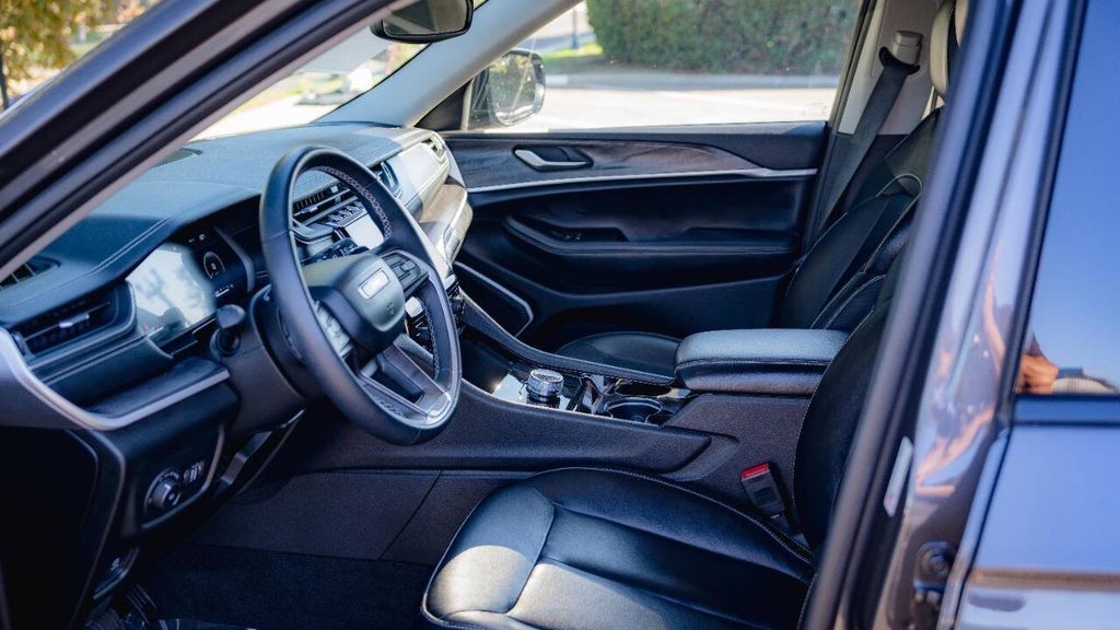 Used 2021 Jeep Grand Cherokee L Limited 4D Sport Utility