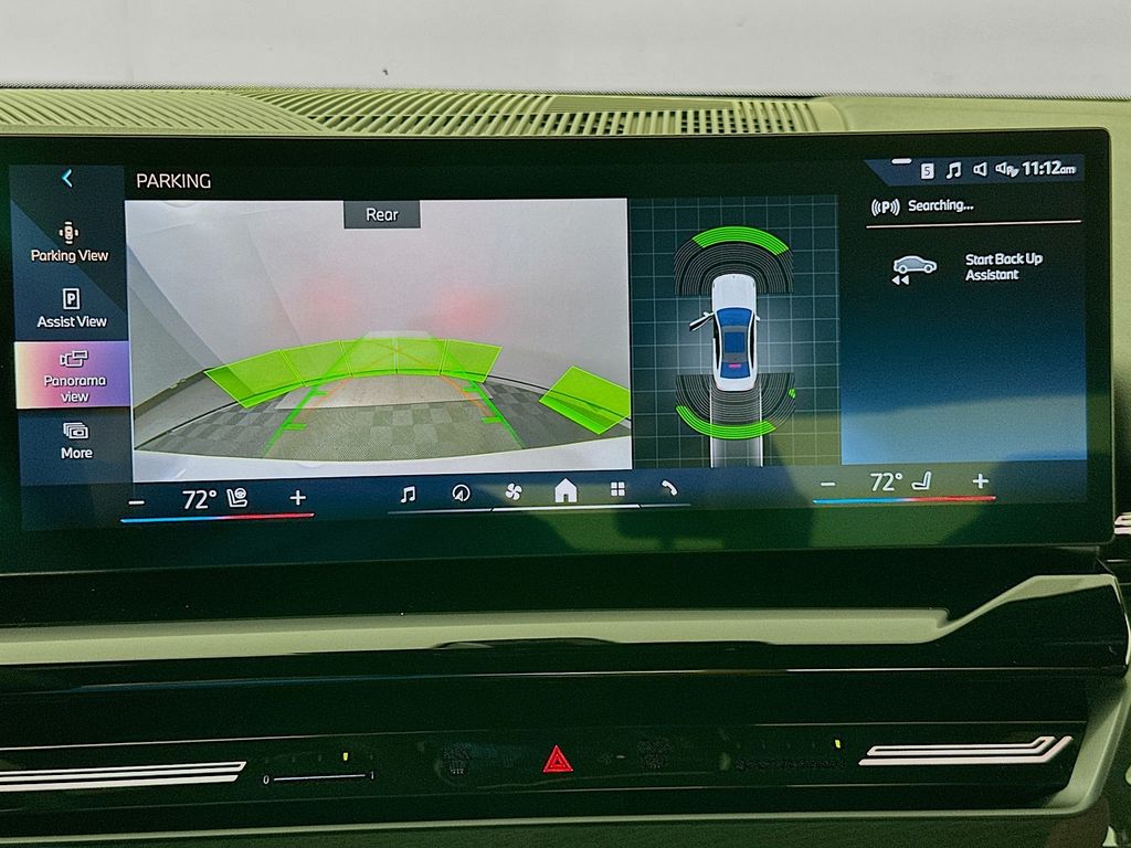 Thumbnail: 2025 BMW 5 Series - 14