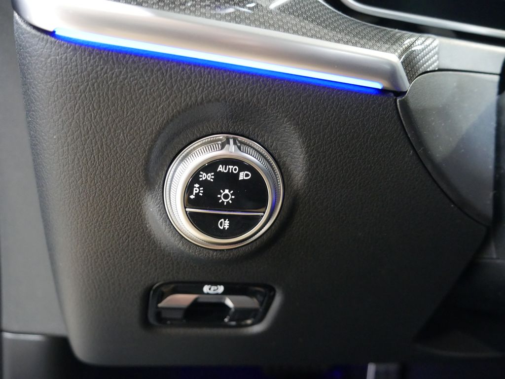 Thumbnail: 2026 Mercedes-Benz CLE - 26