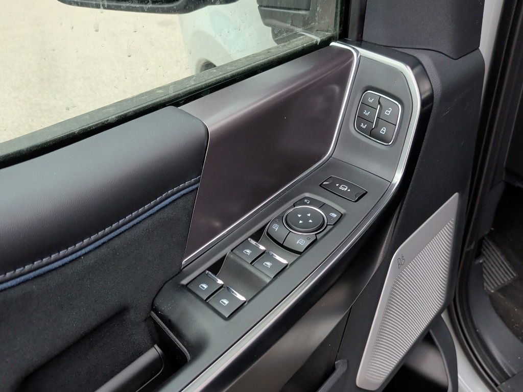2026 Ford F-250SD Platinum - 11