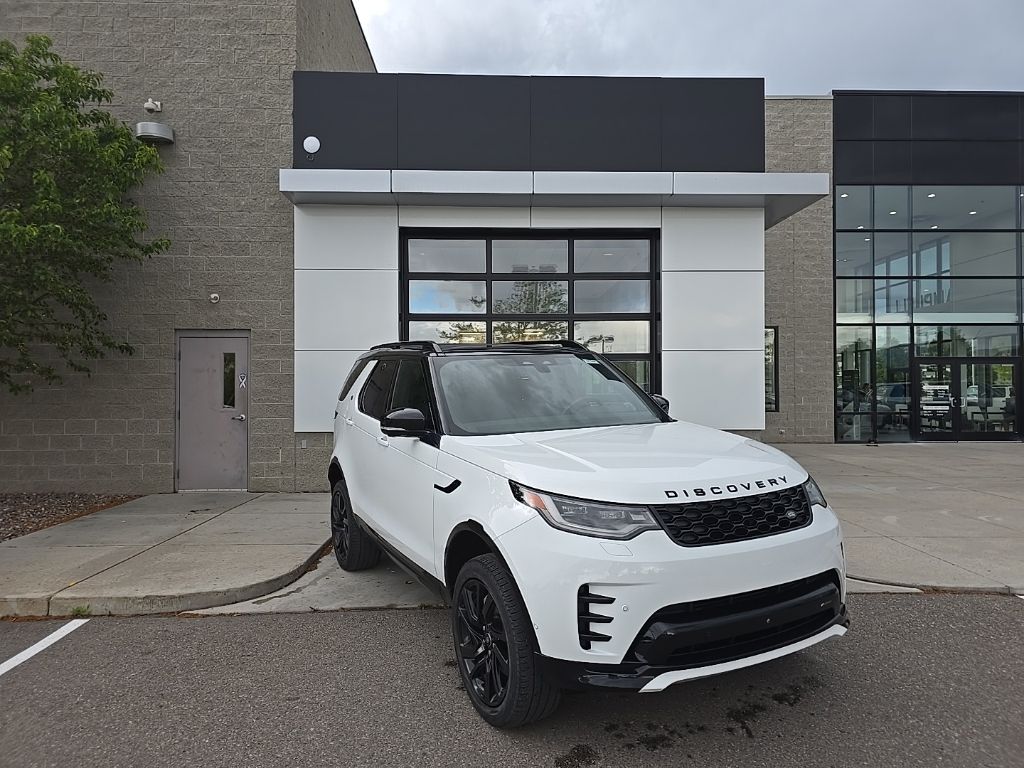 2023 Land Rover Discovery P300 S R-Dynamic AWD