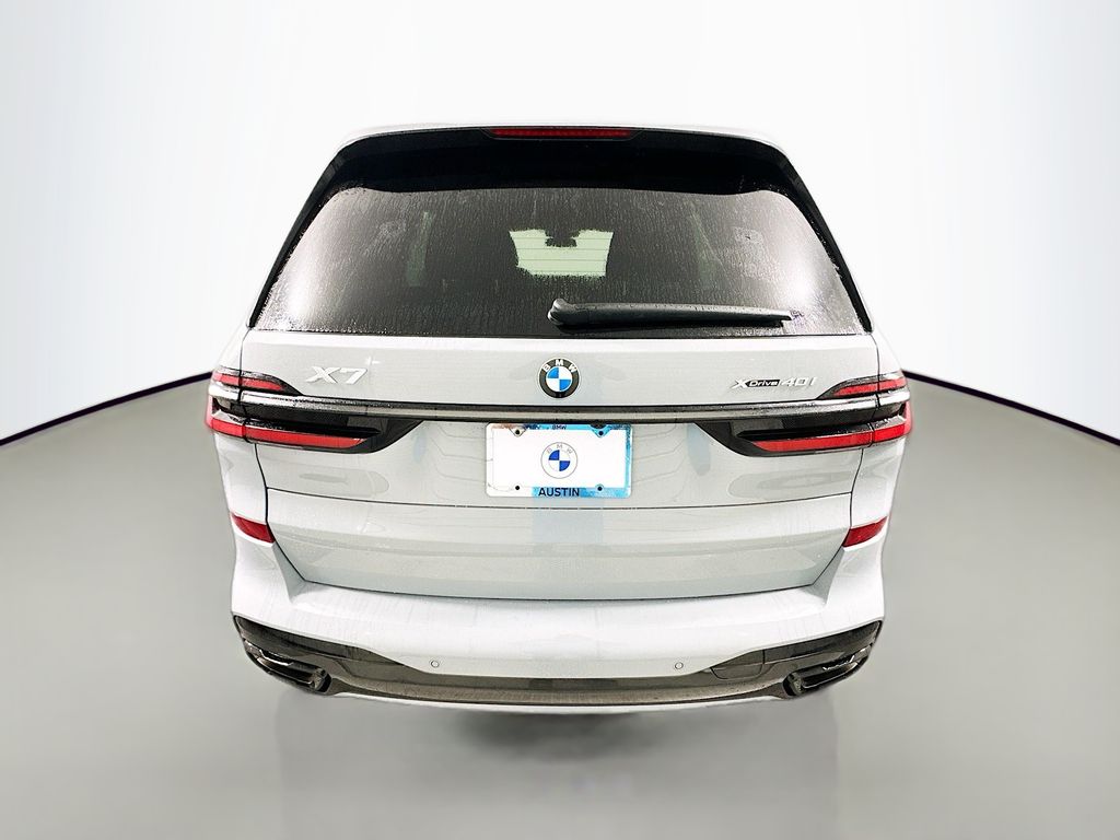 2025 BMW X7 xDrive40i 6