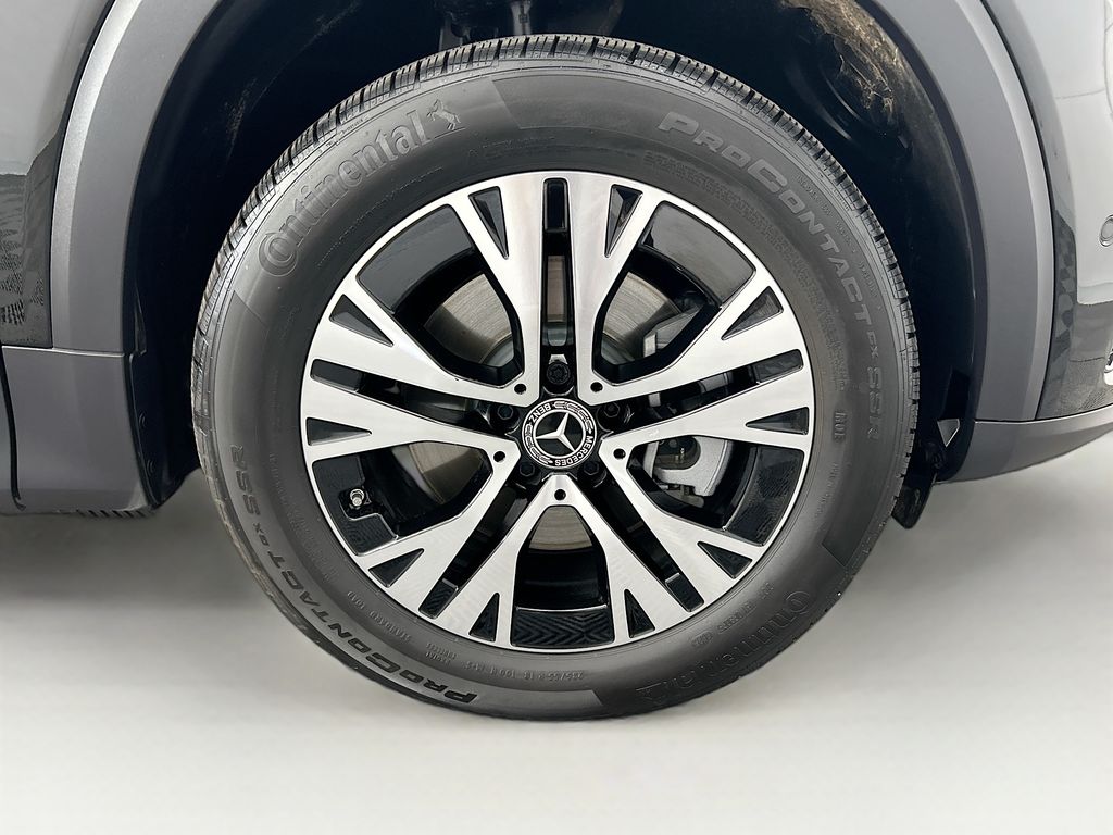 Thumbnail: 2025 Mercedes-Benz GLB - 30