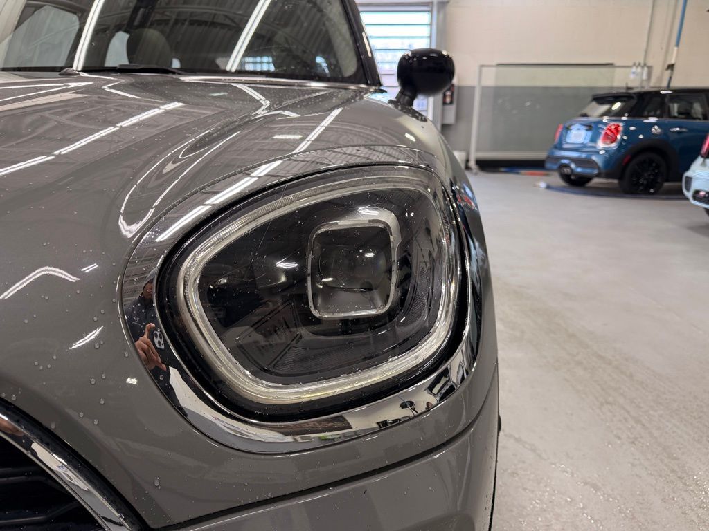 Thumbnail: 2023 MINI Cooper Countryman - 9