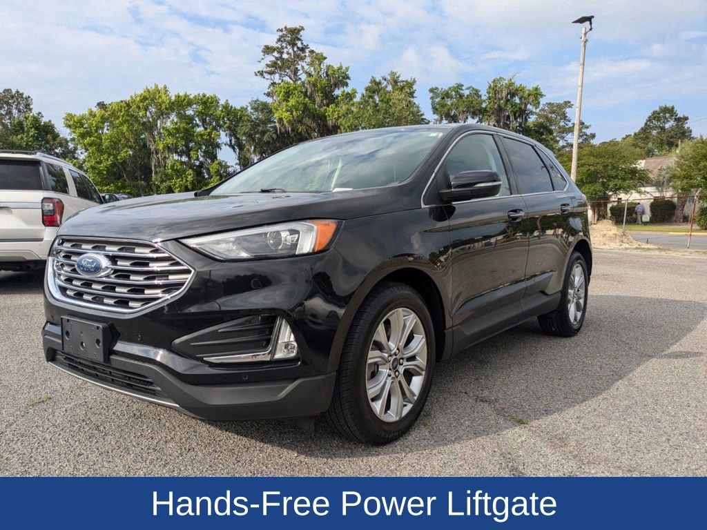 2022 Ford Edge Titanium