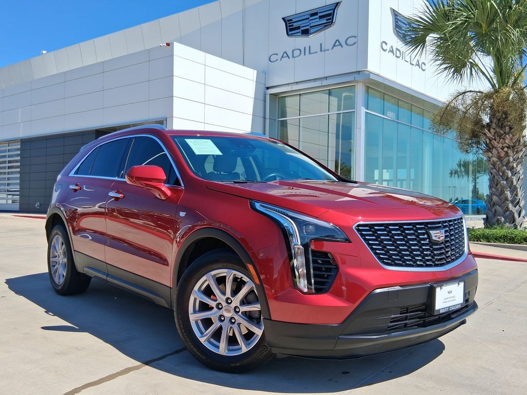 Radiant Red 2023 Cadillac XT4 Luxury FWD SUV / Crossover Front-Wheel Drive 9-Speed Automatic