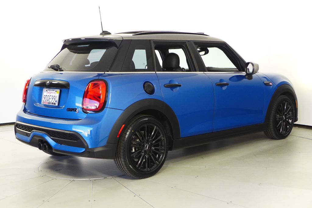 Thumbnail: 2023 MINI Cooper - 7