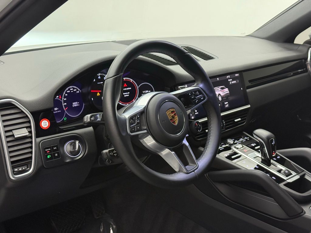 2021 Porsche   4