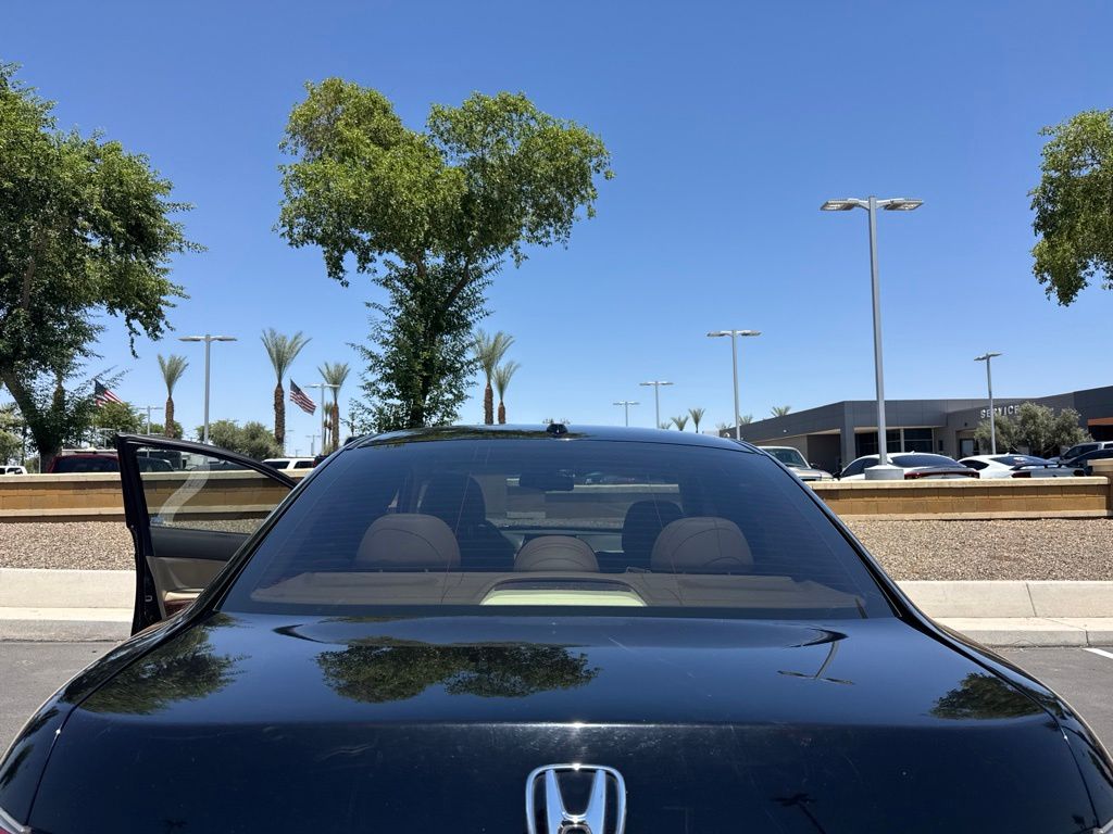 Thumbnail: 2010 Honda Accord - 3