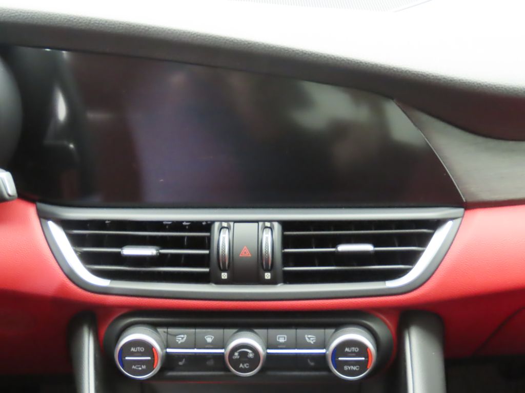 2019 Alfa Romeo Giulia Ti 14