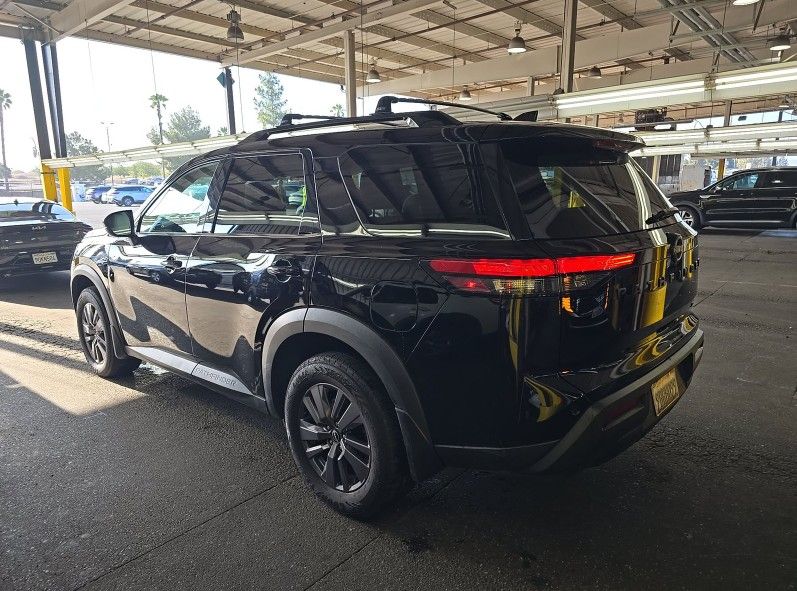 Used 2022 Super Black Nissan SV image 4