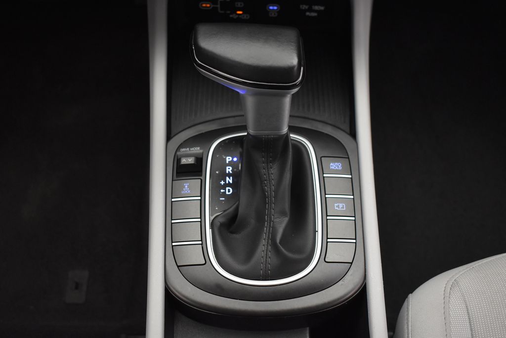 2025 Hyundai Kona SEL 27