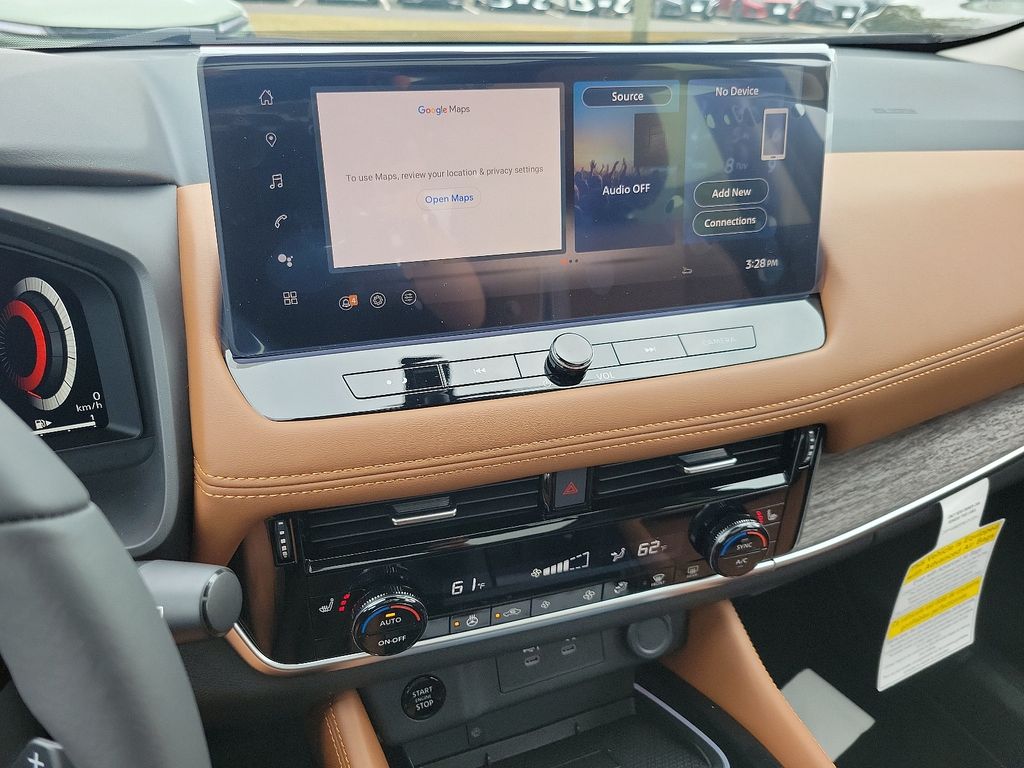 2025 Nissan Rogue Platinum 10