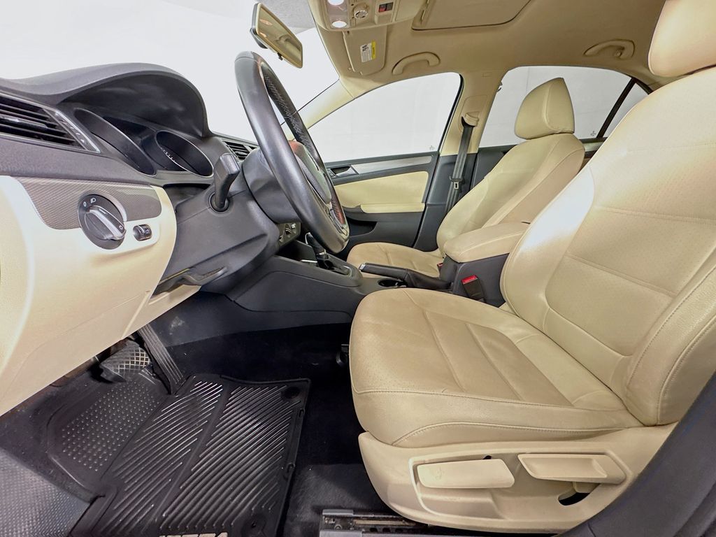 Used Car 2018 Volkswagen Jetta  1.4t Se For Sale Under $12,000 In Austin, Texas