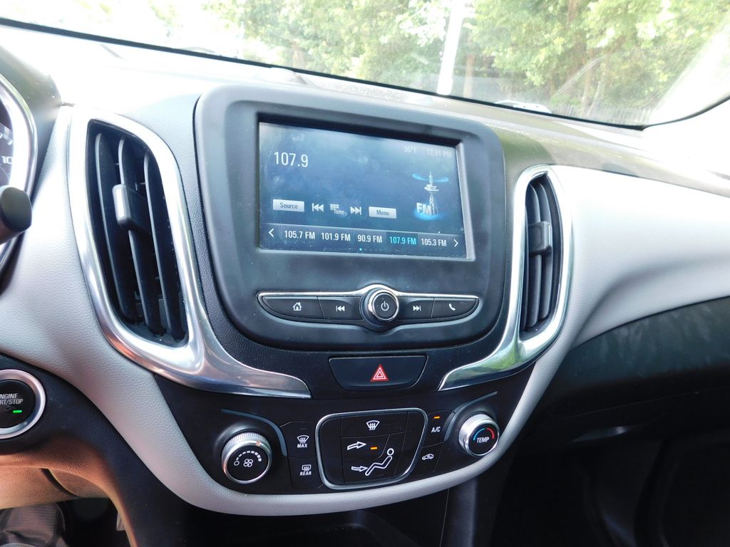 Thumbnail: 2018 Chevrolet Equinox - 9
