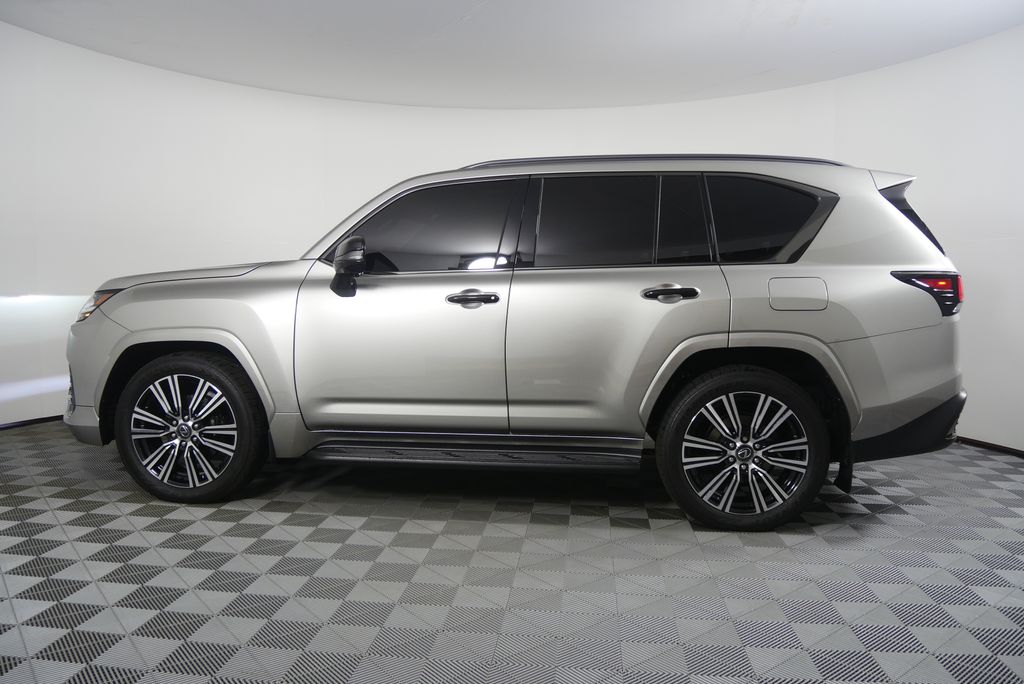 Thumbnail: 2024 Lexus LX - 6