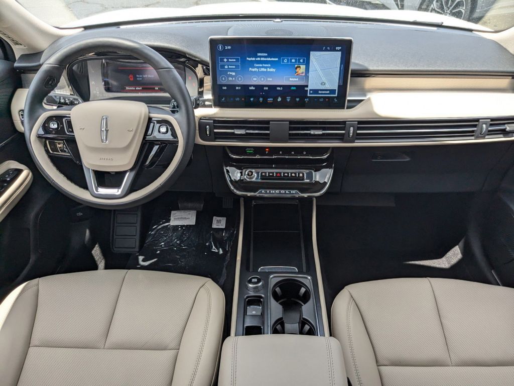 2025 Lincoln Corsair Premiere