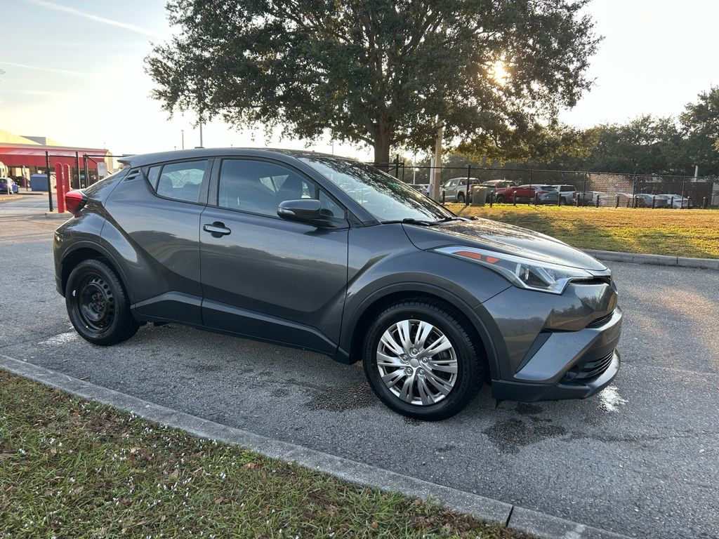 Thumbnail: 2019 Toyota C-HR - 7