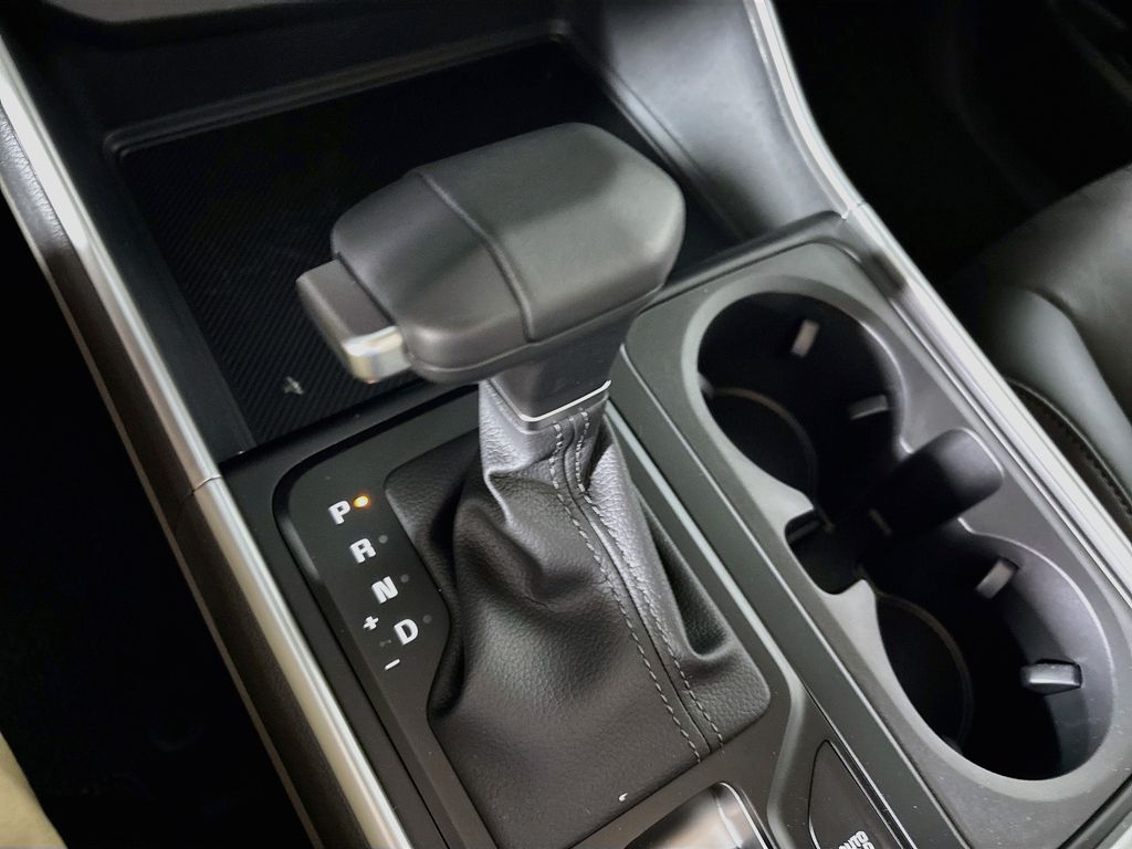 2027 Kia Carnival LXS