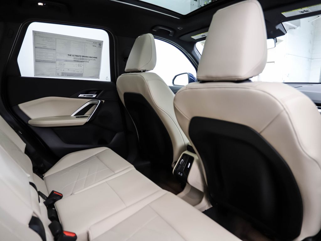 2025 BMW X1 xDrive28i 25